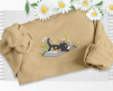 Floral Book Aesthetic Embroidery Cat Sweatshirt, Daisy Flower Crewneck Jumper, Reading Cat Sweatshirt, Cute Bookish Sweater, Cat Lover Gift