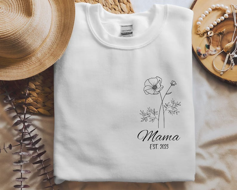 Custom Flower Mama Sweatshirt, Personalised Birth Flower With Year Mom Sweater, Mothers Day Minimalist Pullover Jumper, XS-4XL Sizes Shirt