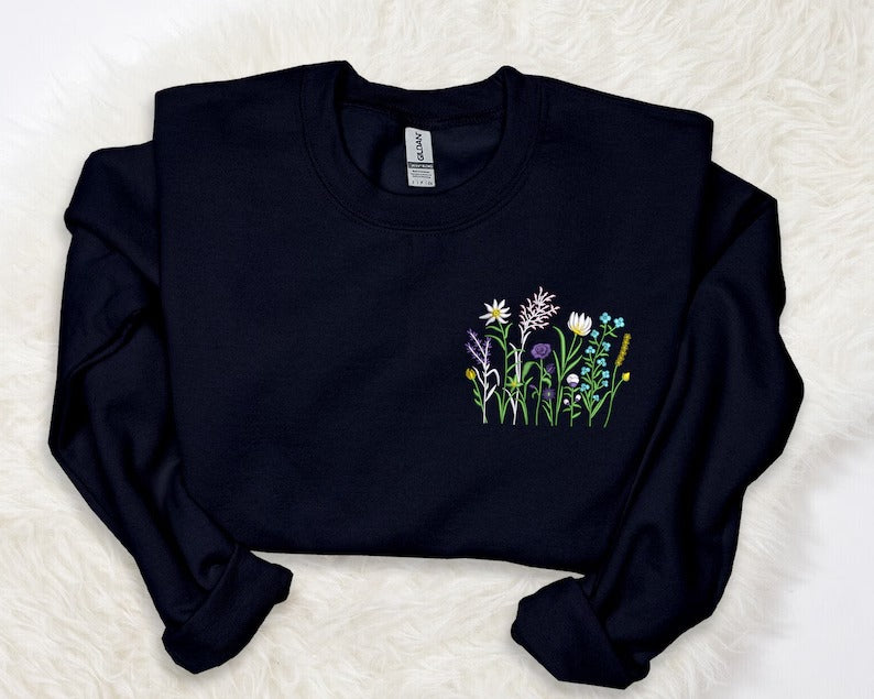 Flowers Sweatshirt, Embroidered Daisy Wildflowers Crewneck Sweater, Beautiful Floral Embroidery Unisex Jumper, Aesthetic Plants Lover Gift