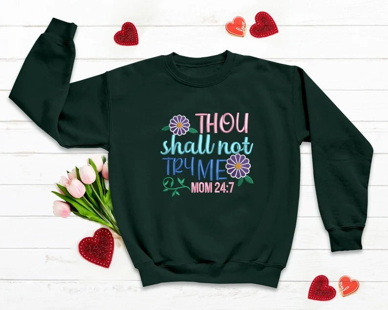 Mom Sweatshirt, Embroidered Mama Crewneck Flowers Sweater, Cute Grandmother Floral Comfy Jumper, Special Mothers Day Presents, New Mom Gifts