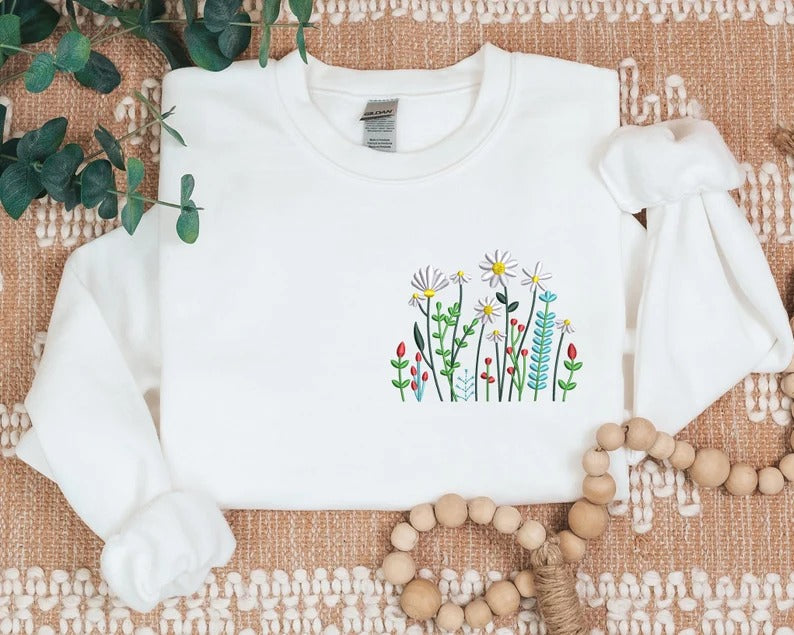 Embroidered Floral Sweater, Wild Flowers Nature Sweatshirt, Minimalist Crewneck Sweatshirt, Aesthetic Unisex Comfy Jumper, Plant Lover Gift