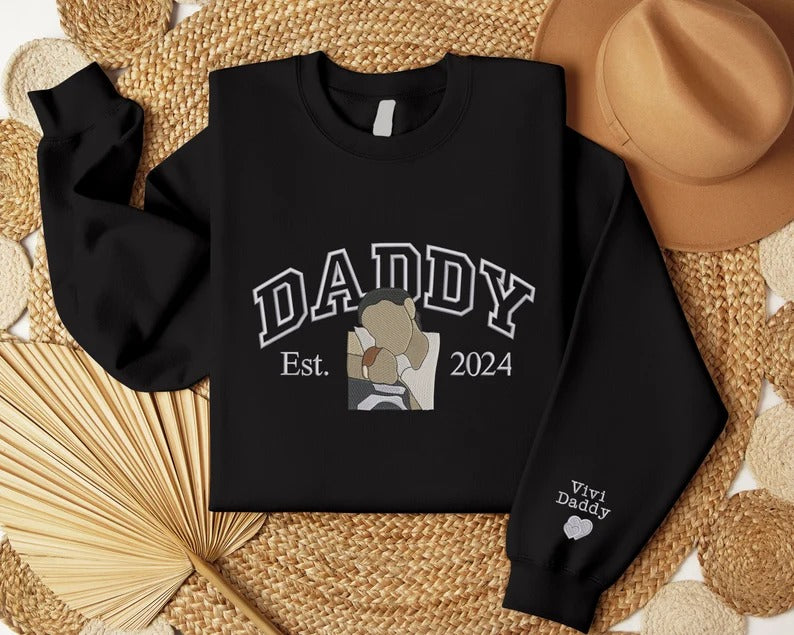 Embroidered Daddy Photo Sweatshirts, Personalised Sketch from Picture Sweater, Custom Dad Est Year Jumper, Father's Day Gift for Grandfather