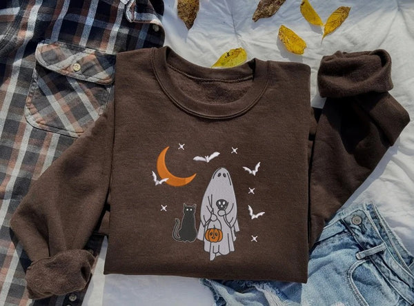 Embroidered Halloween Ghost Sweatshirt, Halloween Pumpkin Sweater, Unisex Crewneck Jumper, Halloween Sweater, Spooky Season Autumn Fall Gift