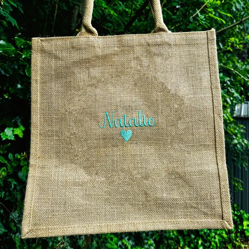 Personalised Jute Tote Bag, Custom Name Bridesmaid Tote Bag, Embroidered Minimalist Shopping Bag, Hen Do Gift for Her, Bridesmaid Party Gift