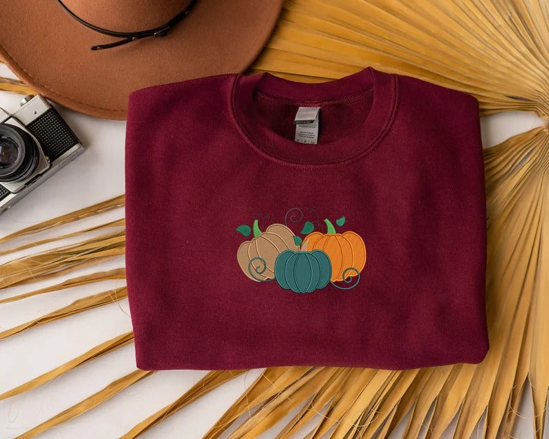 Embroidered Pumpkin Sweatshirt, Halloween Fall Jumper, Thanksgiving Cute Pumpkin Sweaters, Jack-o-lantern Unisex Vintage Halloween Gifts