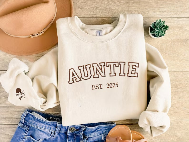 Custom Auntie Crewneck Sweatshirt, Embroidered Kids Name on Sleeve Sweater, Personalised Aunty Est Date Jumper, Mother Day Gift for New Aunt