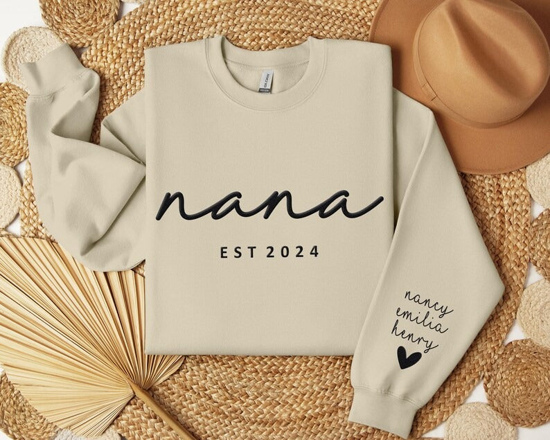Personalised Grandma Sweatshirt, Custom Embossed Est Date Puff Printed Sweater, Grandkids Names on Sleeve Crewneck Jumper, Mothers Day Gifts
